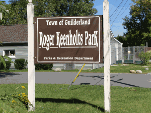 Roger Keenholts Park Sign
